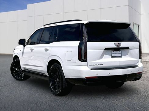 Used 2025 Cadillac Escalade Sport w/ Touring Package AWD/4WD image 3