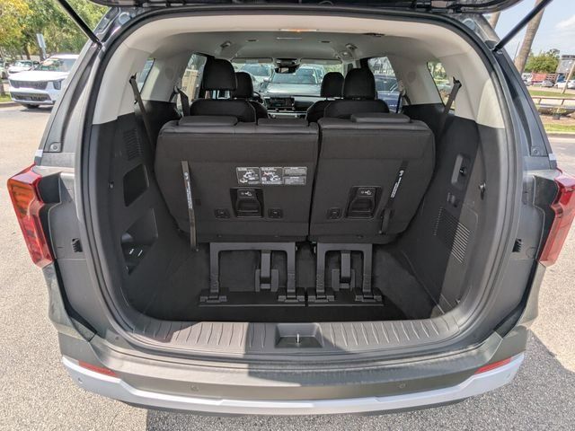 New 2026 Kia Carnival FWD image 10