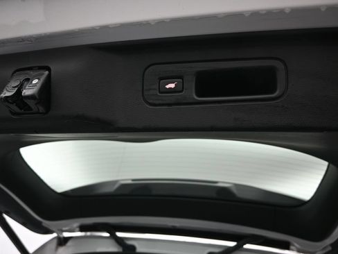 Used 2024 Honda Pilot TrailSport image 19
