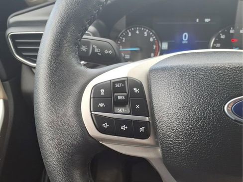 Certified 2023 Ford Explorer XLT w/ Equipment Group 202A AWD/4WD image 20