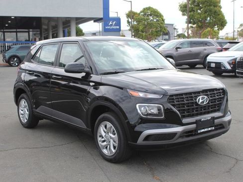 New 2026 Hyundai Venue SE FWD image 5