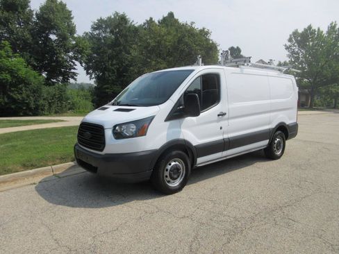 Used 2018 Ford Transit 150 130 Low Roof RWD image 23