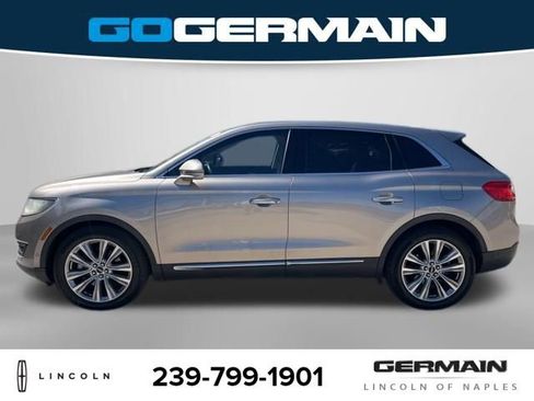 Used 2018 Lincoln MKX Reserve w/ Driver Assistance Package image 3