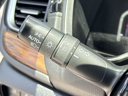 Certified 2019 Honda CR-V EX image 32