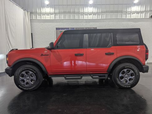 Used 2023 Ford Bronco Big Bend image 2