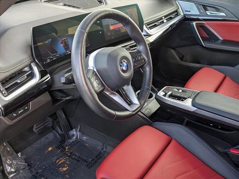 Used 2025 BMW X1 xDrive28i w/ Convenience Package image 10