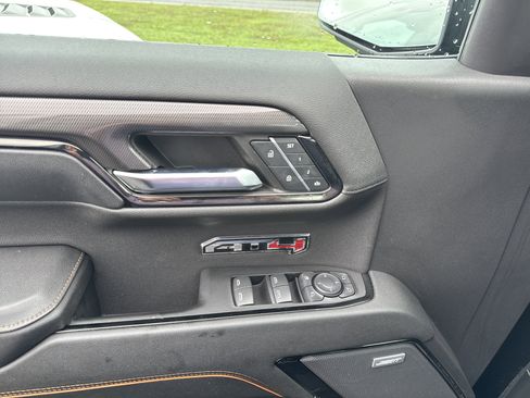 Used 2024 GMC Sierra 1500 AT4 w/ AT4 Premium Package image 23