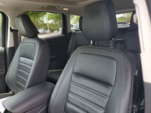 Used 2019 Ford Escape SEL FWD image 18