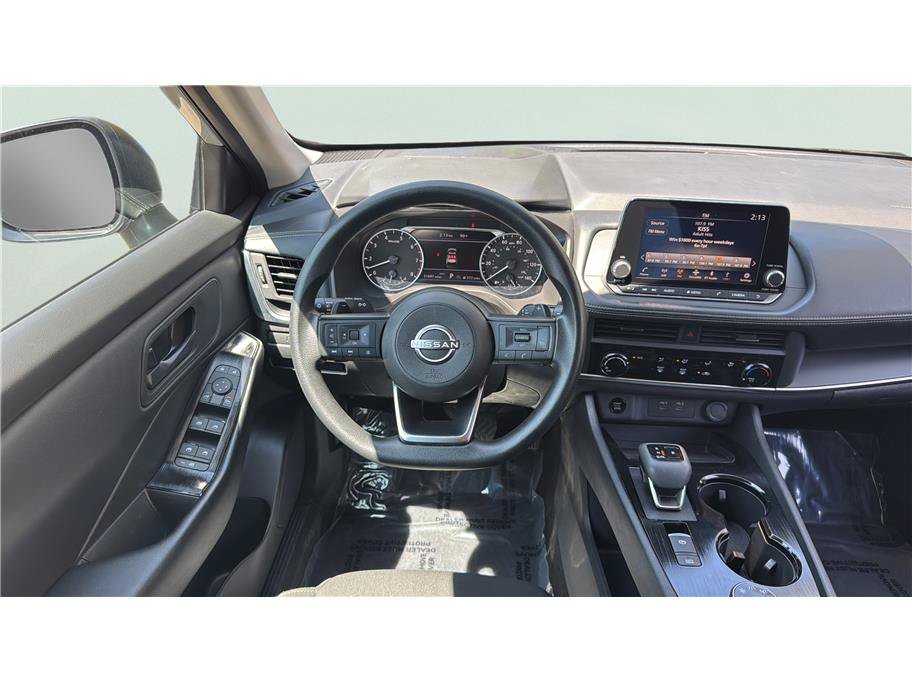Used 2024 Nissan Rogue S AWD/4WD image 22