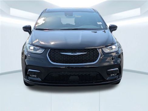 New 2025 Chrysler Pacifica Select image 11