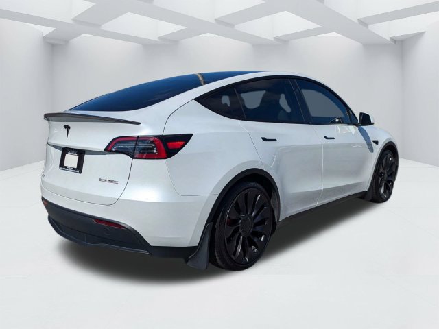 Used 2024 Tesla Model Y Performance AWD/4WD image 5