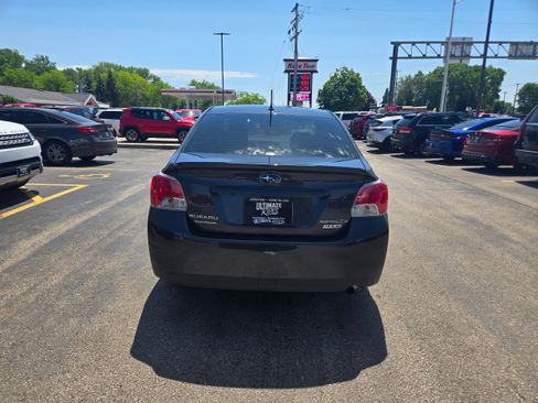 Used 2016 Subaru Impreza 2.0i AWD/4WD image 9