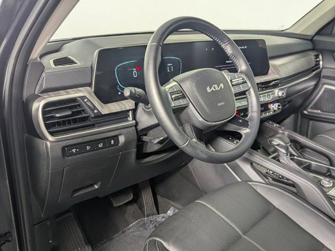 Used 2024 Kia Telluride EX FWD image 11