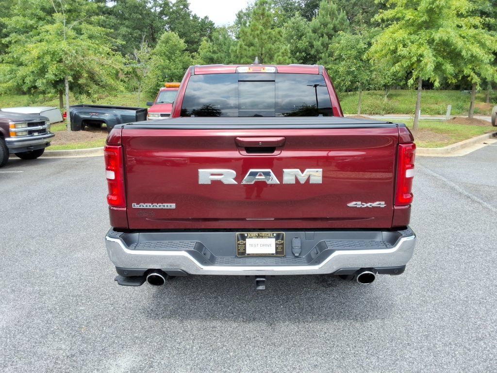 Used 2025 RAM 1500 Laramie w/ Off Road Group AWD/4WD image 6