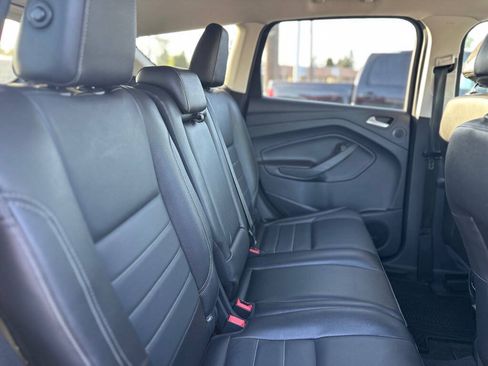Used 2014 Ford Escape Titanium w/ Equipment Group 401A AWD/4WD image 23
