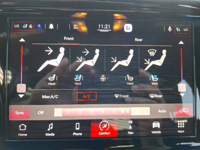 Used 2021 Dodge Durango R/T w/ Blacktop Package RWD image 26