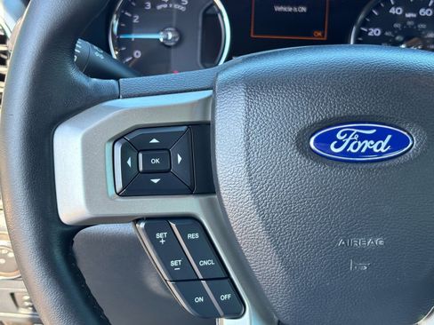 Used 2022 Ford F250 Lariat image 21