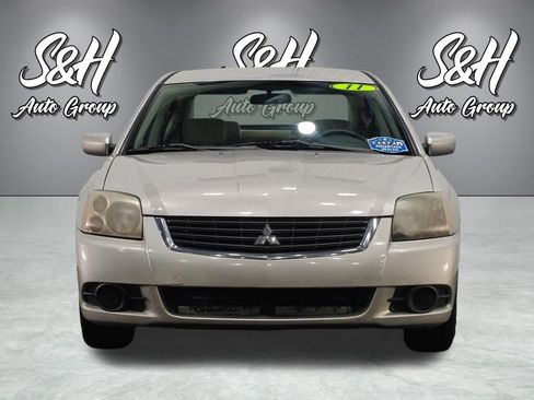 Used 2011 Mitsubishi Galant FWD image 12
