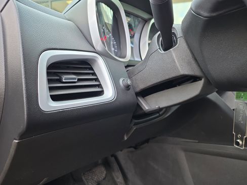 Used 2011 Chevrolet Equinox LT w/ Driver Convenience Package image 15