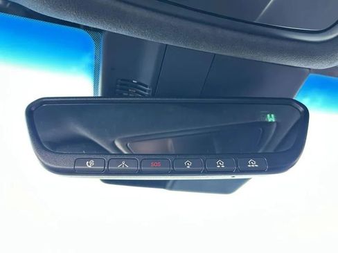 Used 2018 Genesis G80 3.3T Sport image 43