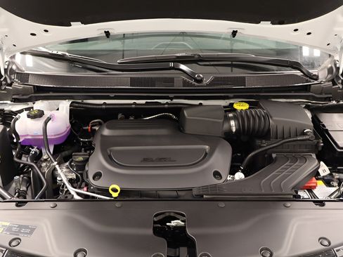 New 2026 Chrysler Pacifica Select w/ S Appearance Package FWD image 23