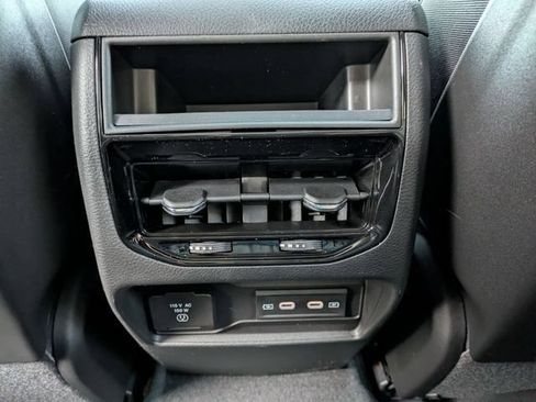 New 2026 Jeep Grand Cherokee Altitude AWD/4WD image 29