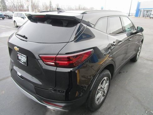 Certified 2024 Chevrolet Blazer LT w/ Convenience Package image 6