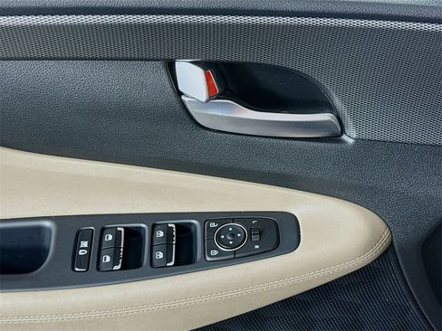 Used 2020 Hyundai Santa Fe SEL image 22