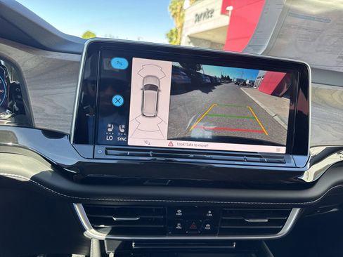 New 2026 Volkswagen Atlas SE image 28