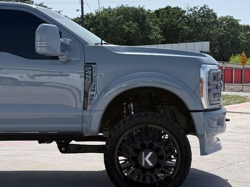 Used 2025 Ford F450 King Ranch w/ Chrome Package AWD/4WD image 3