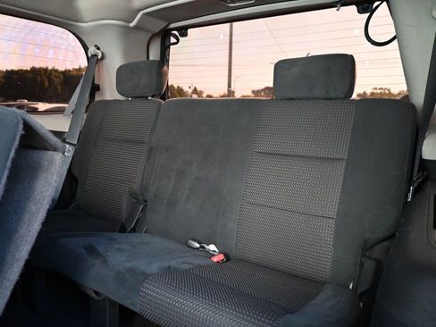 Used 2015 Nissan Armada SV image 16