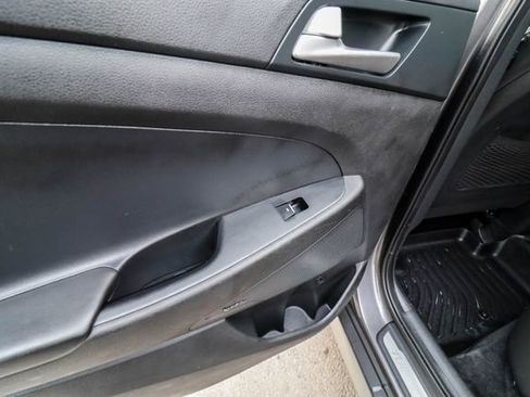 Used 2020 Hyundai Tucson Limited AWD/4WD image 30
