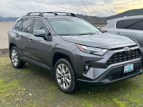 Used 2024 Toyota RAV4 XLE Premium image 2