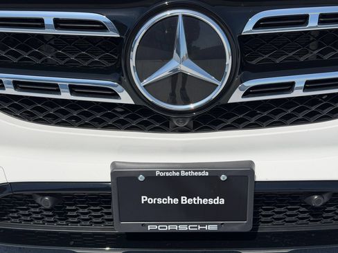 Used 2022 Mercedes-Benz GLS 450 4MATIC image 28