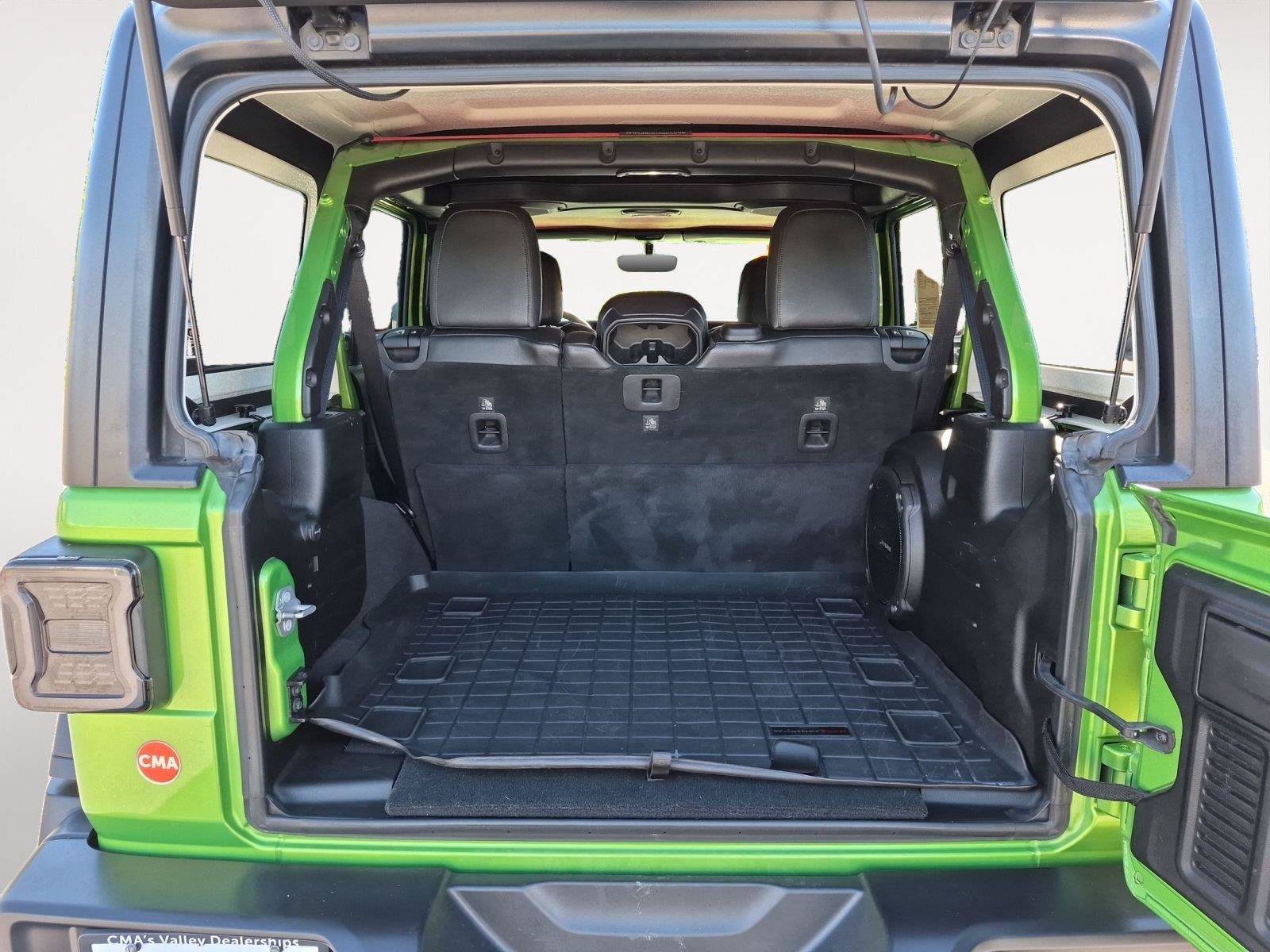 Used 2018 Jeep Wrangler Unlimited Rubicon AWD/4WD image 16