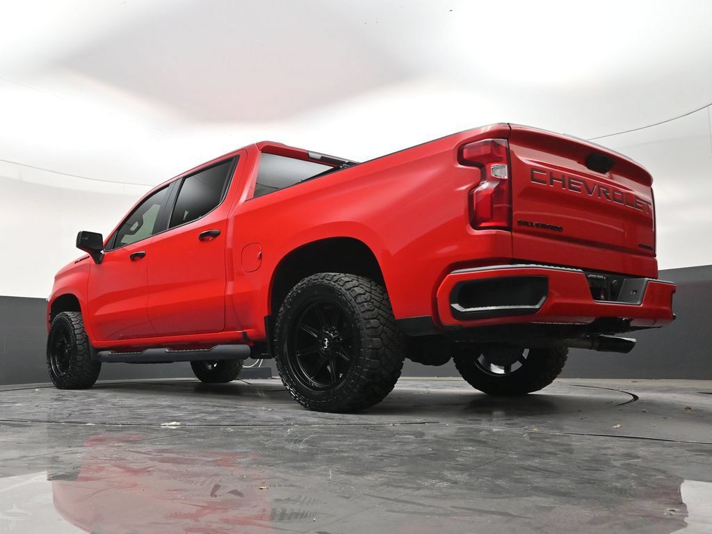 Used 2021 Chevrolet Silverado 1500 Custom w/ LPO, Blackout Package RWD image 22