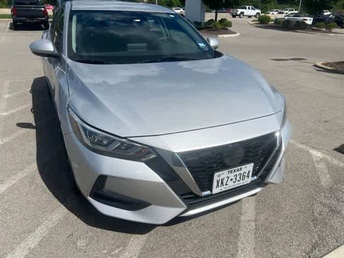 Used 2022 Nissan Sentra SV w/ Trunk Package FWD image 1