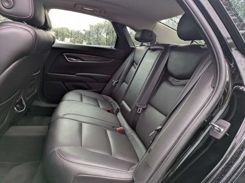 Used 2019 Cadillac XTS Luxury FWD image 15