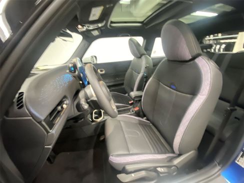 New 2026 MINI Cooper 2-Door Hardtop FWD image 17