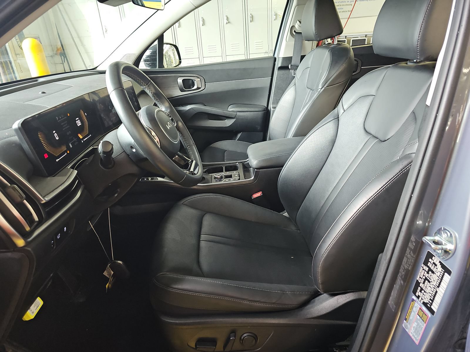 Used 2024 Kia Sorento X-Line EX AWD/4WD image 12
