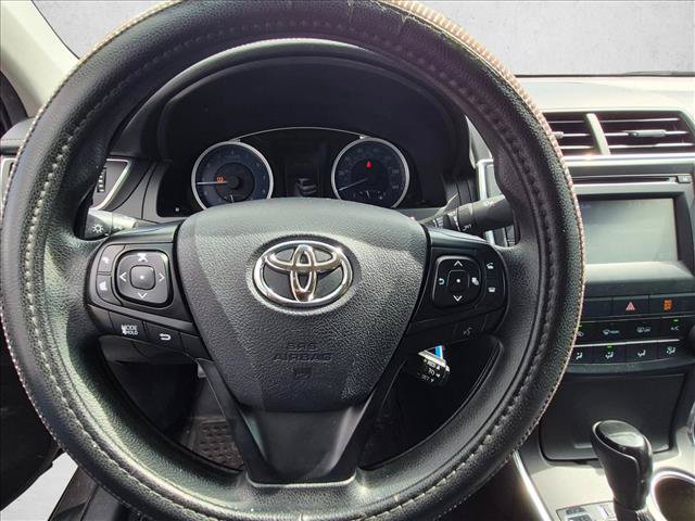 Used 2017 Toyota Camry LE FWD image 12