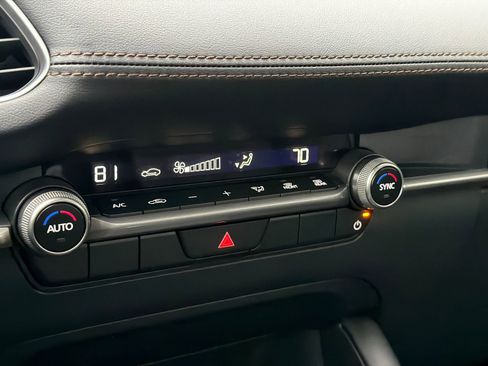 New 2026 MAZDA MAZDA3 s Sport FWD image 23
