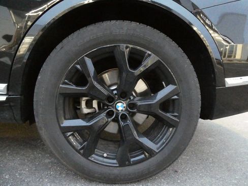 Used 2026 BMW X7 xDrive40i image 39