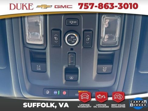 Used 2025 Chevrolet Tahoe High Country image 12