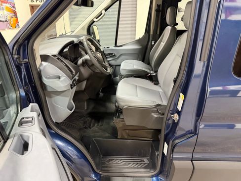 Used 2015 Ford Transit 250 148 Medium Roof image 31