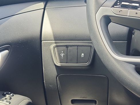 Used 2023 Hyundai Tucson SE AWD/4WD image 13