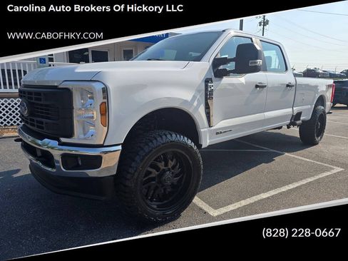 Used 2024 Ford F250 XL w/ FX4 Off-Road Package AWD/4WD image 1