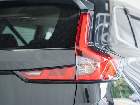 Used 2023 Honda CR-V EX image 6