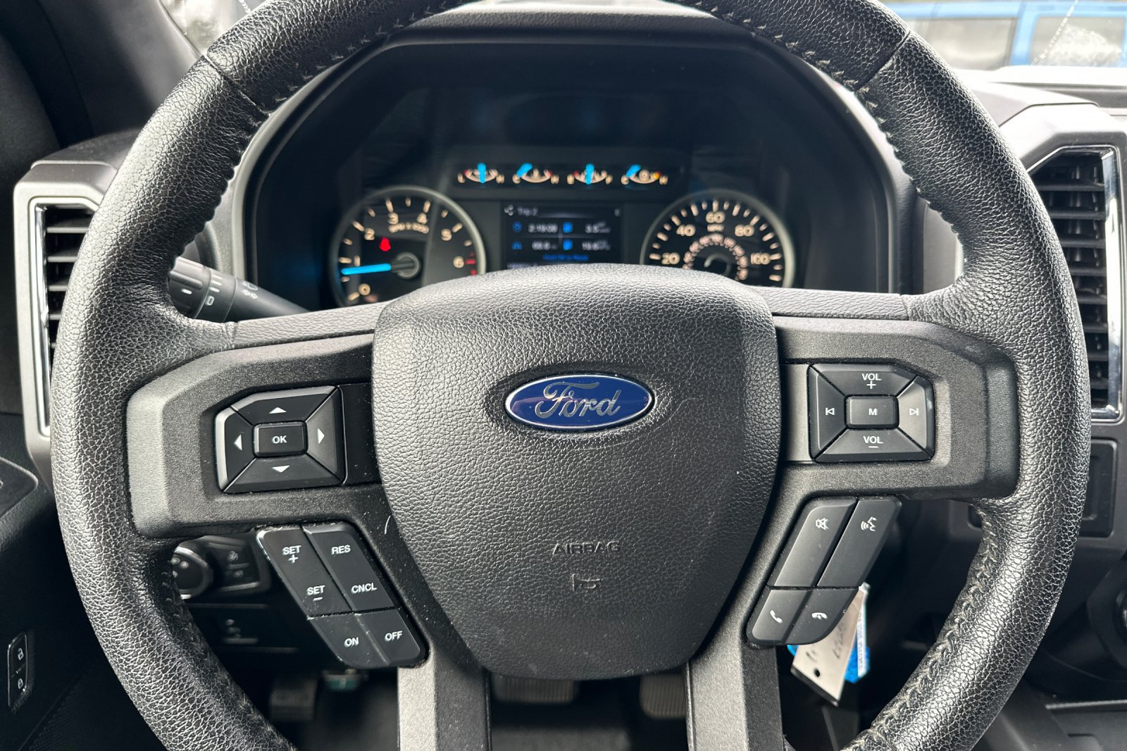 Used 2015 Ford F150 XLT w/ Equipment Group 302A Luxury AWD/4WD image 20