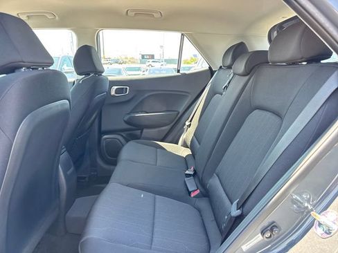 New 2026 Hyundai Venue SE FWD image 9